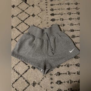 nike high waisted grey shorts